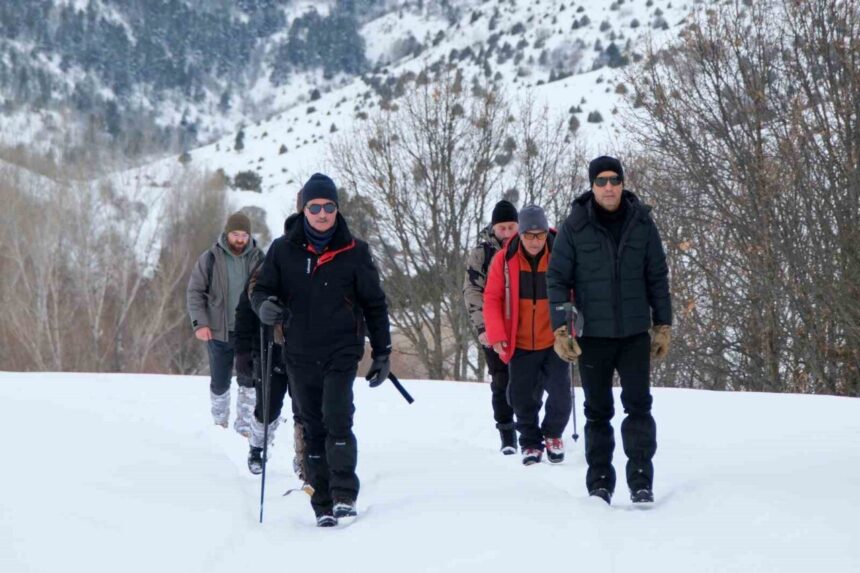 Gümüşhane Dağcılık Kulübü, kış yürüyüşlerini Ünlüpınar’da gerçekleştirdi. Gümüşhane Dağcılık Kulübü, kış yürüyüşlerini Ünlüpınar’da gerçekleştirdi.