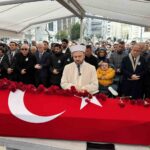 Usta tiyatrocu Haldun Dormen, son yolculuğuna uğurlandı.