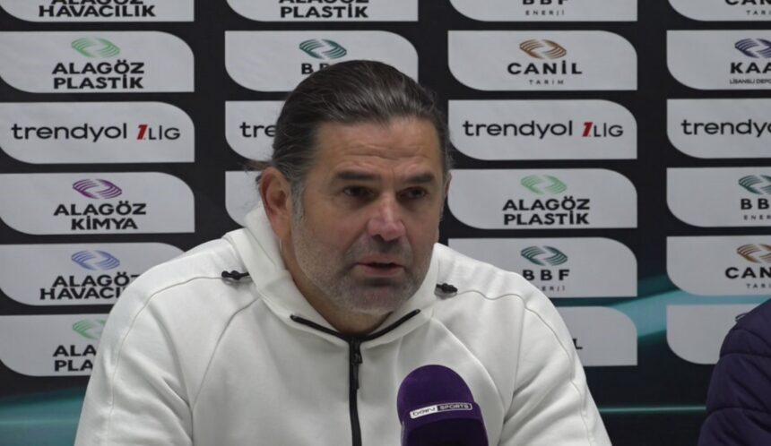 Iğdır FK, Teknik Direktör İbrahim Üzülmez ile yollarını ayırdığını duyurdu. Iğdır FK, Teknik Direktör İbrahim Üzülmez ile yollarını ayırdığını duyurdu.