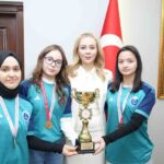 Zonguldak’ta floor curling il yarışmasında başarılı olan sporcular kaymakamı ziyaret etti.
