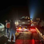 İncirliova’da üç aracın karıştığı trafikte iki kişi yaralandı.