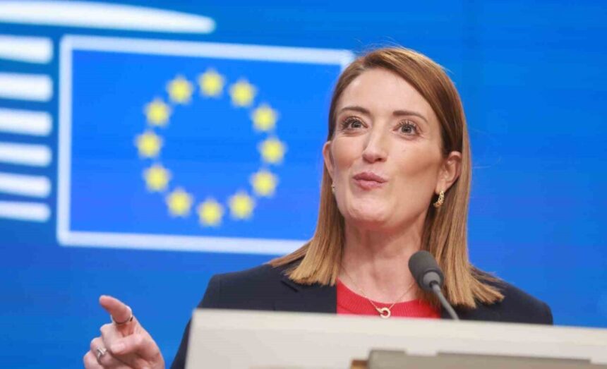 AP Başkanı Metsola, İran’daki protestolar nedeniyle İranlı diplomatların AP binalarına girişini yasakladı. AP Başkanı Metsola, İran’daki protestolar nedeniyle İranlı diplomatların AP binalarına girişini yasakladı.