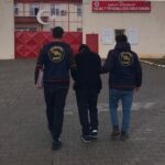 Isparta’da 15 yıl hapis cezası bulunan kişi, kasten yaralama suçlamasıyla yakalandı.