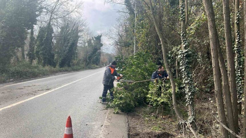 İstanbul’da Soğuk Hava Yerini Sıcak ve Fırtınalı Havaya Bırakacak