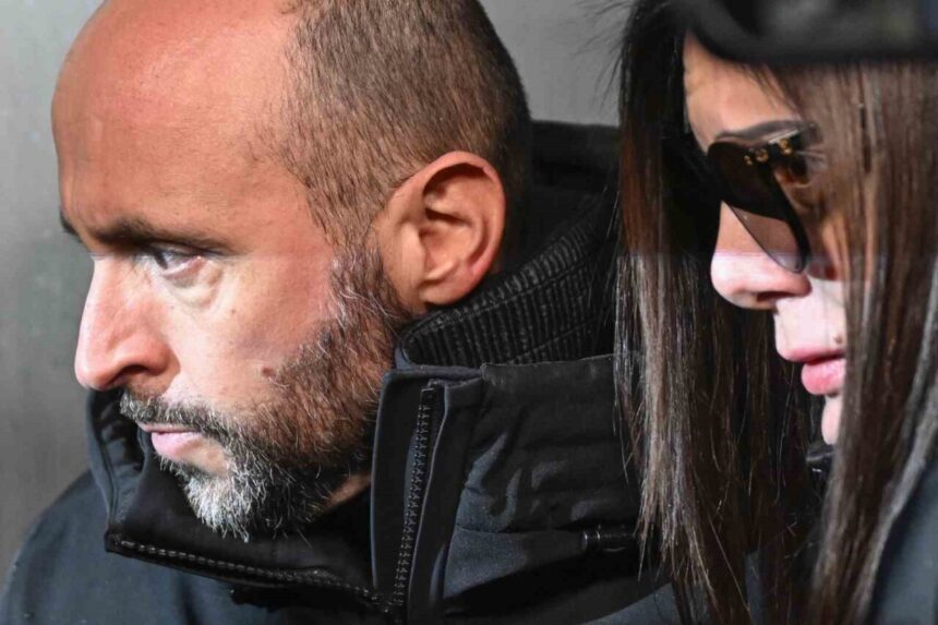 İsviçre’deki bar yangınında gözaltına alınan işletme sahibi serbest bırakıldı, İtalya hükümeti karara tepki gösterdi. İsviçre’deki bar yangınında gözaltına alınan işletme sahibi serbest bırakıldı, İtalya hükümeti karara tepki gösterdi.