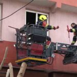 Yangın Söndürme Ekipleri, Bayrakları Korumak İçin Hassasiyet Göstermiştir