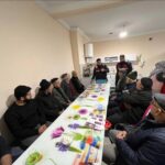 Yenipazar’da jandarma, vatandaşlara güvenlik bilgilendirmesi yaptı.