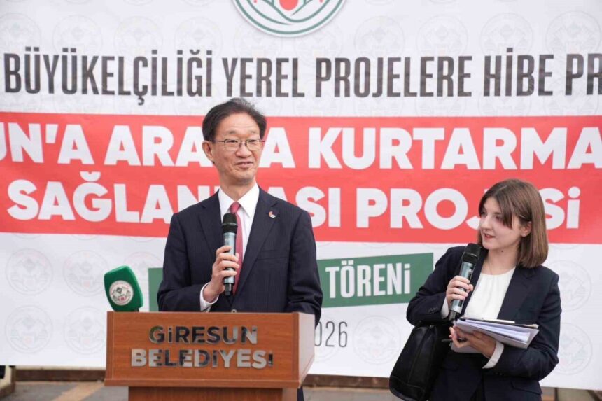 Giresun Belediyesi’ne Japonya Büyükelçisi Masami’nin katılımıyla kurtarma aracı hibe edildi. Giresun Belediyesi’ne Japonya Büyükelçisi Masami’nin katılımıyla kurtarma aracı hibe edildi.