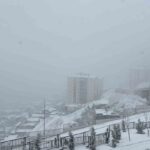 Kahramanmaraş’ta kar yağışı nedeniyle 61 yol ulaşıma kapandı, ilçelerde ulaşım aksadı.