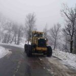 Kahramanmaraş’taki kar yağışı nedeniyle kar temizleme çalışmaları sürüyor. Ekipler 7/24 görevde.