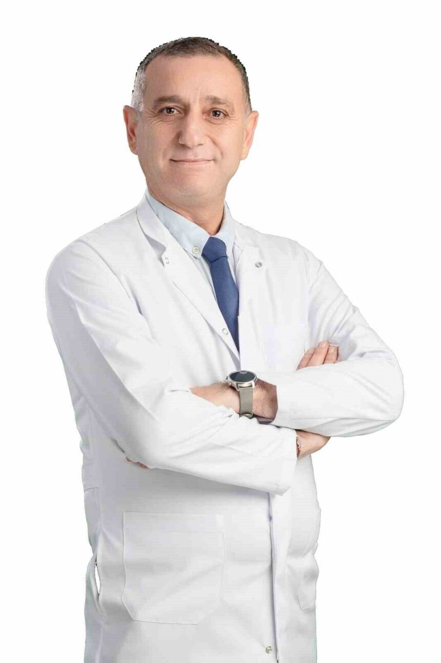 Prof. Dr. Bülent Karabulut: Kanser Tedavisinde Beslenme ve Psikoloji İlaç Kadar Önemli Prof. Dr. Bülent Karabulut: Kanser Tedavisinde Beslenme ve Psikoloji İlaç Kadar Önemli
