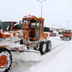 Çelikhan-Malatya Karayolu yoğun kar yağışı nedeniyle ulaşıma kapatıldı.