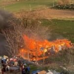 Karacabey’deki yangında hayvanlar zarar görmeden tahliye edildi, itfaiye alevleri söndürdü.