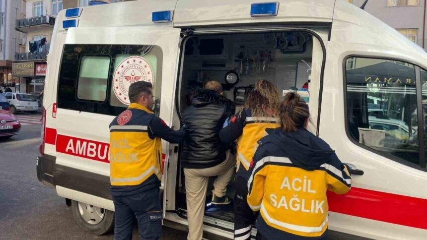 Karaman’da yaya geçişi sırasında motosiklet çarpması sonucu bir kişi yaralandı.