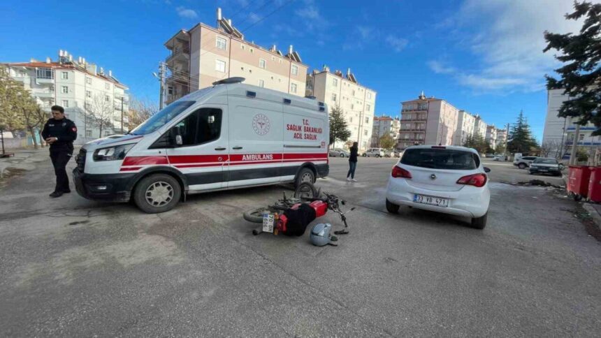 Karaman’da otomobil ile çarpışan motosiklet sürücüsü kazayı yara almadan atlattı. Karaman’da otomobil ile çarpışan motosiklet sürücüsü kazayı yara almadan atlattı.