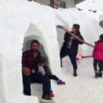 Adıyaman’da Karla Oyun Alanı Yapan Vatandaş, Çocuklarla Eğlenceli Anlar Geçirdi