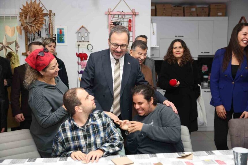 TBMM Engelli Bireylerin Sorunlarını Araştırma Komisyonu Başkanı Dr. Mehmet Kasapoğlu, Antalya’da engellilik toplantısında konuştu. TBMM Engelli Bireylerin Sorunlarını Araştırma Komisyonu Başkanı Dr. Mehmet Kasapoğlu, Antalya’da engellilik toplantısında konuştu.