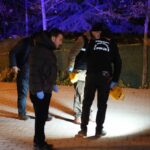 Kırıkkale’nin Yahşihan ilçesinde iki grup arasındaki kavgayı ayırmaya çalışan polis memuru bıçakla yaralandı.