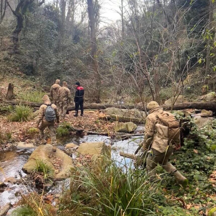 Erdek’te kaybolan Elif Kumal için arama kurtarma çalışmaları hız kesmeden devam ediyor.