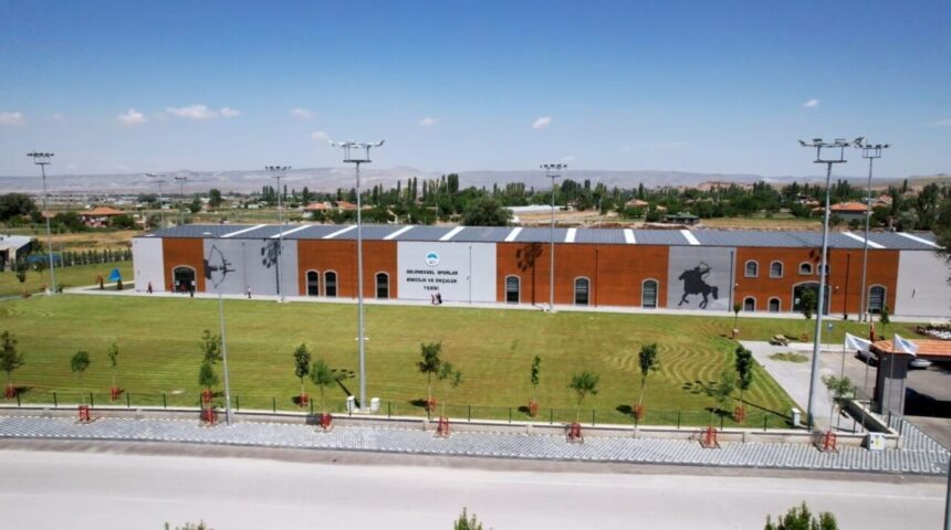 Kayseri Büyükşehir Belediyesi Spor A.Ş., binicilik branşını kulübe dahil ederek sporda güçlü bir adım attı.