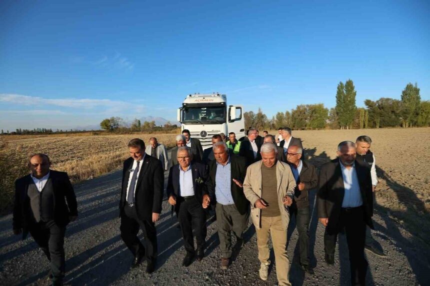 Kayseri Büyükşehir Belediyesi, kırsal mahallelerde 2025’te 1,6 milyar TL yatırım yaptı.