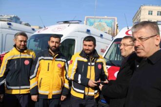 Kayseri’ye Sağlık Bakanlığı tarafından 12 yeni ambulans teslim edildi, toplam ambulans sayısı 98 oldu.