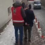 Kayseri’de 54 yıl 4 ay 25 gün hapis cezasıyla aranan 3 kişi polis ekiplerince yakalandı.