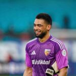 Kayserispor’un kalecisi Bilal Bayezit, sezon hedeflerinin ligde kalmak olduğunu belirtti.