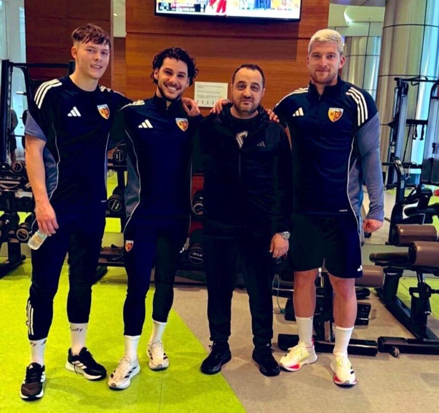 Kayserispor’un yeni transferleri, Antalya kampında çalışmalara başladı. Kayserispor’un yeni transferleri, Antalya kampında çalışmalara başladı.