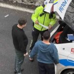 Diyarbakır Bağlar’da kaza sonrası minibüs ve hafif ticari aracın sürücüleri kavga edince gözaltına alındı.