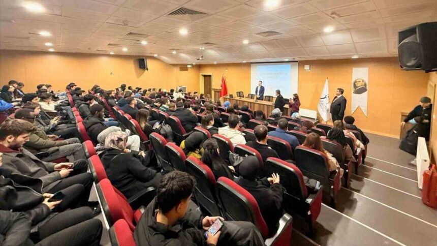 Karabük Üniversitesi’nde kariyer meslekleri ve KPSS hazırlığı semineri gerçekleştirildi. Karabük Üniversitesi’nde kariyer meslekleri ve KPSS hazırlığı semineri gerçekleştirildi.