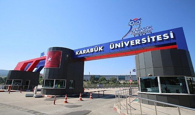 Karabük Üniversitesi, Tıp ve Diş Hekimliği Fakülteleri dekanlık atamalarına dair bilgilerin eksik olduğunu bildirdi. Karabük Üniversitesi, Tıp ve Diş Hekimliği Fakülteleri dekanlık atamalarına dair bilgilerin eksik olduğunu bildirdi.