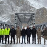 Kemaliye’de yoğun kar ve buzlanma nedeniyle ulaşım tehditleri incelendi.