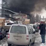 Erzurum’daki kereste fabrikasında patlama ve yangın meydana geldi, 5 yaralı var.
