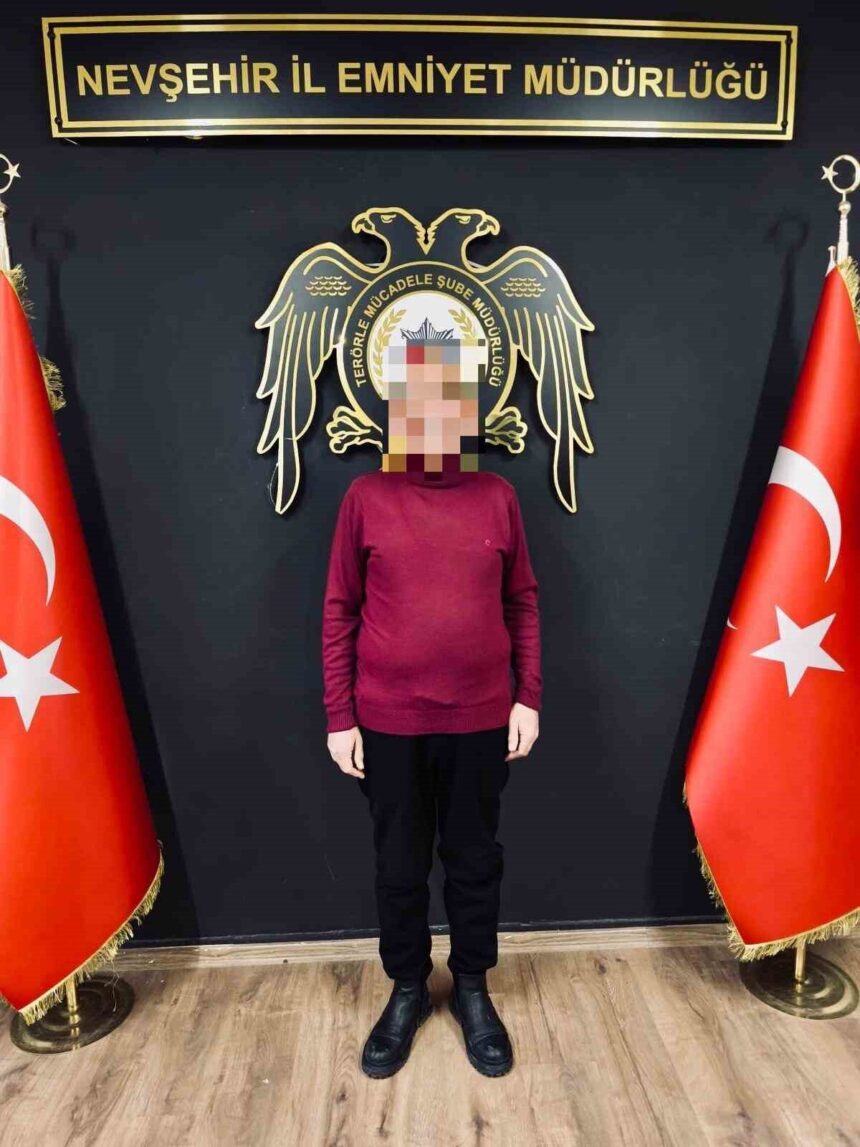 Nevşehir’de FETÖ üyesi olduğu kesinleşen bir kişi, polis tarafından yakalandı.