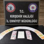 Kırşehir’de kumar oynayan 4 kişiye para cezası uygulandı, kahvehaneye operasyon düzenlendi.