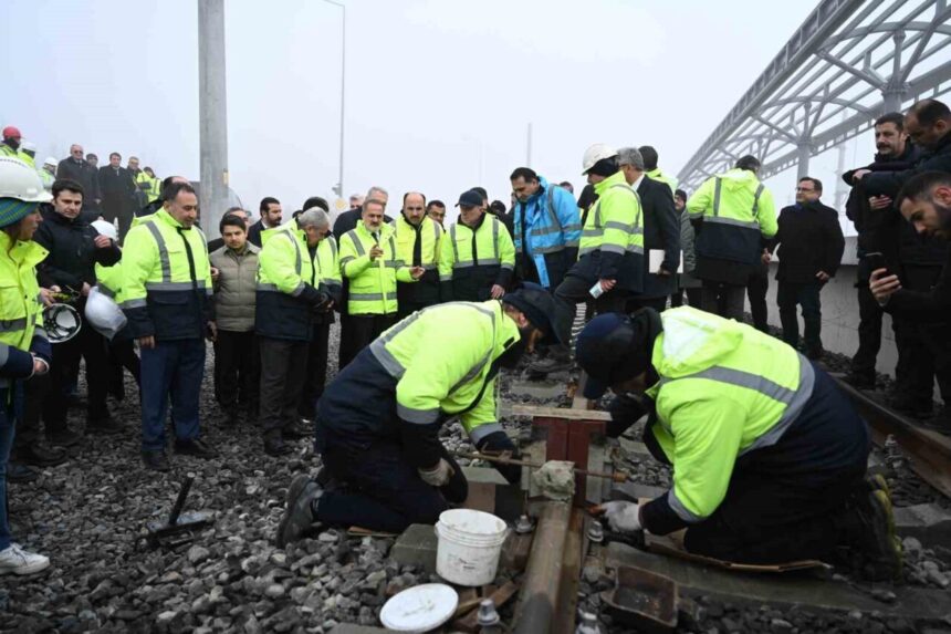 KONYARAY Banliyö Hattı için Ray Birleştirme Kaynağı Töreni Gerçekleştirildi