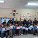 Kulu’daki 7 bin 600 öğrenci yarıyıl tatiline karne alarak girdi.