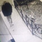 Kütahya’nın Meydan Mahallesi’nde bir bisiklet hırsızlığı güvenlik kamerasına yansıdı.