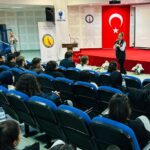 Kütahya Emniyet Müdürlüğü siber suçları önlemek için seminerler düzenliyor