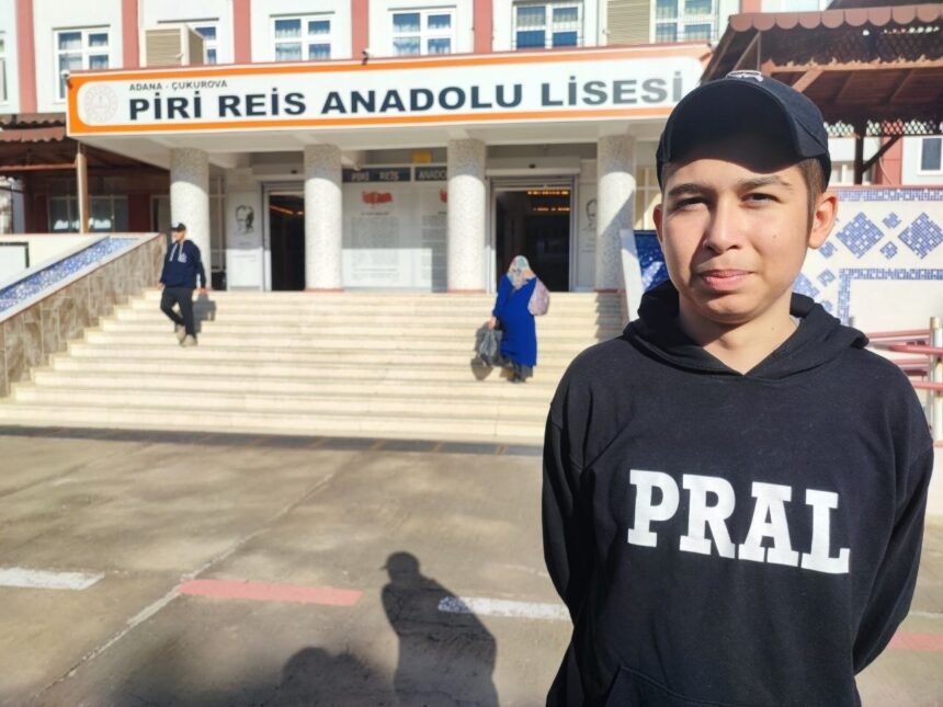 Adana’da 17 yaşındaki lise öğrencisi, lenf kanseri tedavisinde kök hücreleriyle şifa buldu.