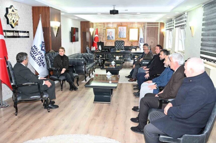 Malatya’da İklim Değişikliğiyle Mücadele İçin Akıllı Tarım Projesi Başlatılıyor Malatya’da İklim Değişikliğiyle Mücadele İçin Akıllı Tarım Projesi Başlatılıyor