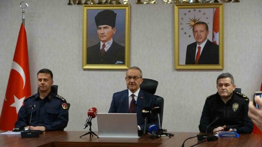 Malatya Valisi Seddar Yavuz, 2024-2025 yılları asayiş ve suç oranlarıyla ilgili bilgiler paylaştı. Malatya Valisi Seddar Yavuz, 2024-2025 yılları asayiş ve suç oranlarıyla ilgili bilgiler paylaştı.