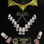 Malatya’da sokak satıcılarına yönelik operasyonda 780 sentetik ecza ve 30 ecstasy hap yakalandı. 1 kişi gözaltında.