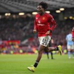 Premier Lig’de Manchester derbisinde Manchester United, Manchester City’yi 2-0 mağlup etti.