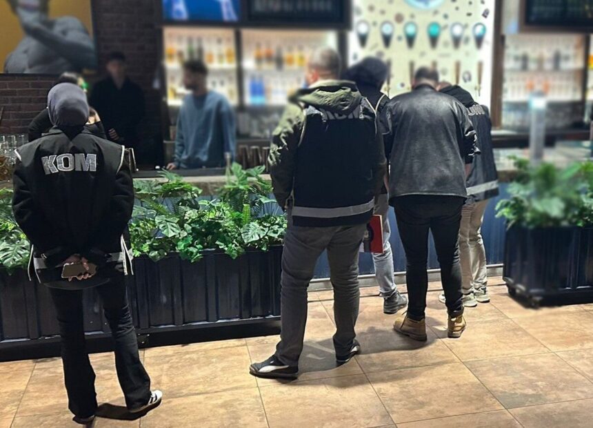 Manisa’da yılbaşı öncesi alkol satış noktalarına denetim yapıldı