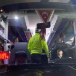 Manisa’da Yolcu Güvenliği İçin Otobüslerde Emniyet Kemer Kontrolü Yapıldı