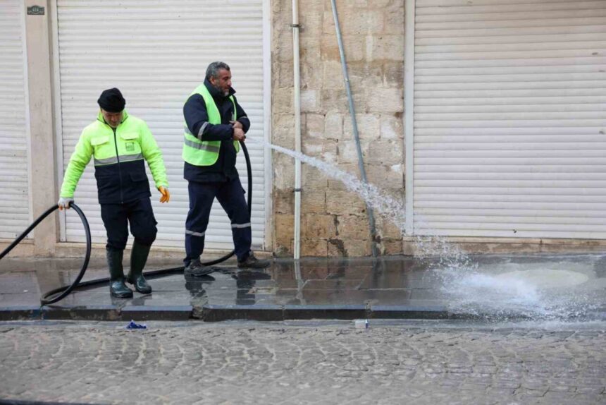 Mardin’de Kış Temizliği: 1. Cadde’de Kapsamlı Bakım Çalışması Gerçekleştirildi Mardin’de Kış Temizliği: 1. Cadde’de Kapsamlı Bakım Çalışması Gerçekleştirildi