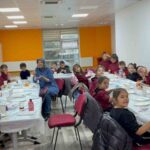 Menteşe Gençlik ve Spor İlçe Müdürlüğü’nden “Okullar Merkezimde” programı ile öğrenciler sanat ve bilimi öğreniyor.