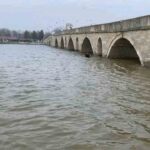 Bulgaristan’daki yağışlar, Edirne’deki Meriç ve Tunca nehirlerinin debisini yükseltti.